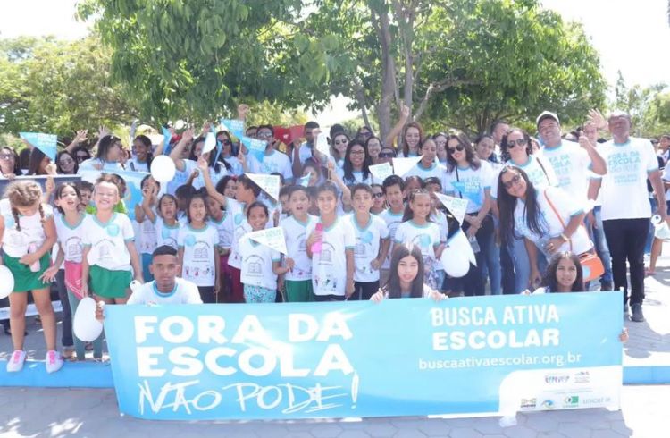 Fora da Escola não pode!