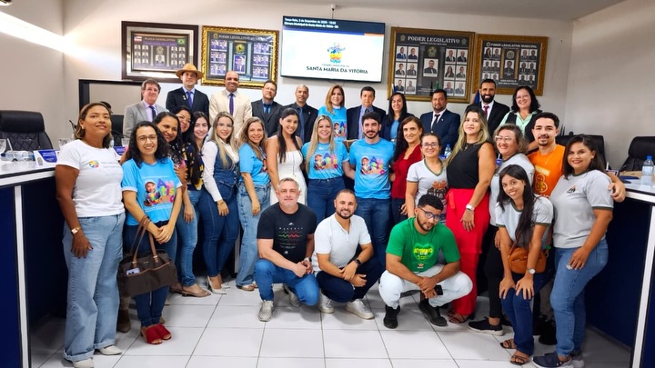 A Secretaria Municipal de Assistência Social (SMAS) participou, nesta terça-feira, de uma sessão na Câmara Municipal de Vereadores para esclarecer e orientar a população sobre o Cadastro Único.