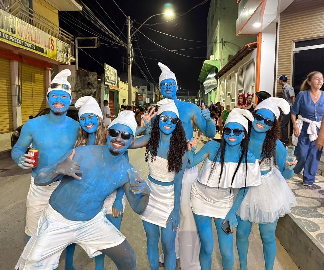 O Zé Pereira tomou conta do circuito e mostrou que o nosso Pré-Carnaval começa com história, cultura e muita animação!
